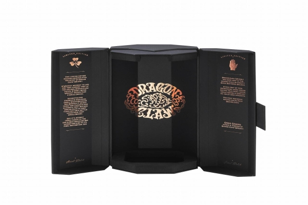 Customised Print Spot Uv Dragon-Inspired Embossing Hexagonal Rigid Cardboard Black Paper Wine Bottle Box Packaing 