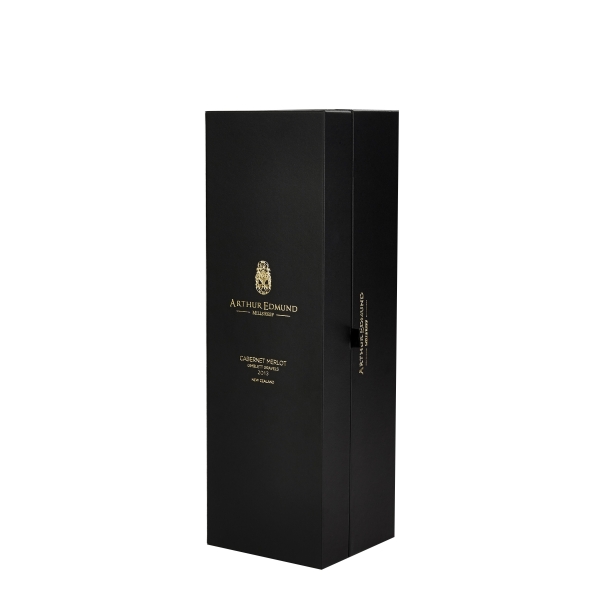 Custom Design Foil logo Magnetic Closure Rigid Black PU leather 750ml Wine Bottle Packaging Box With EVA Foam Insert